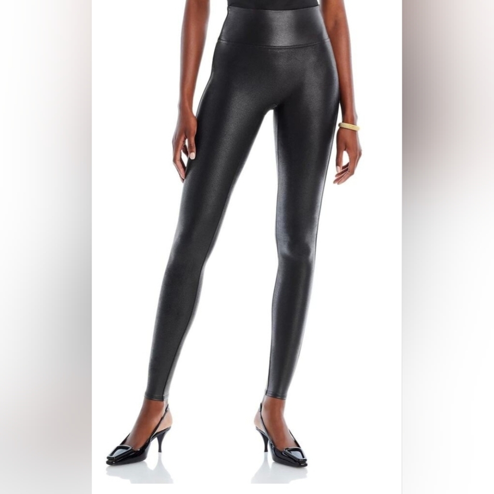 New SPANX Black Faux Leather Leggings Holidays New Years Eve Size LRG
